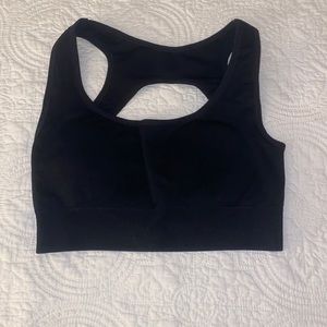 NVGTN sports bra